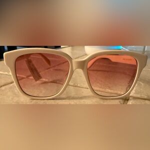 Alexander McQueen Cream Sunglasses with Pink Lenses